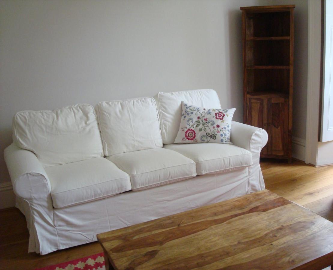 Luxury Holland Park, Sleeps 2, Free S'Fast Wifi Apartment London Bagian luar foto