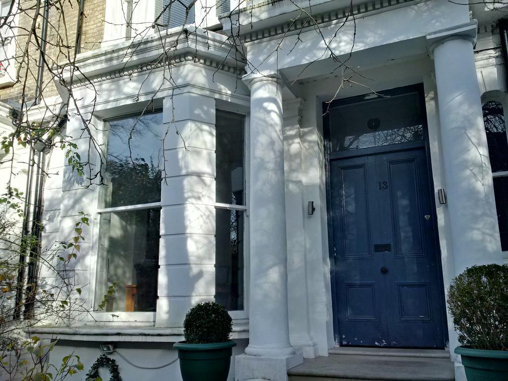 Luxury Holland Park, Sleeps 2, Free S'Fast Wifi Apartment London Bagian luar foto